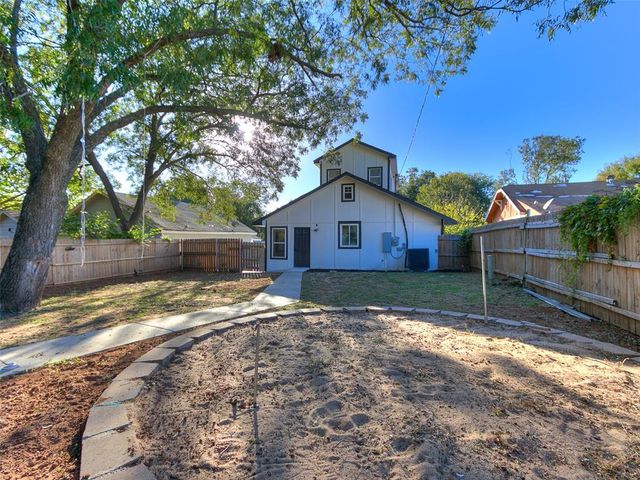 321 N Mckinley Avenue, Shawnee, OK 74801