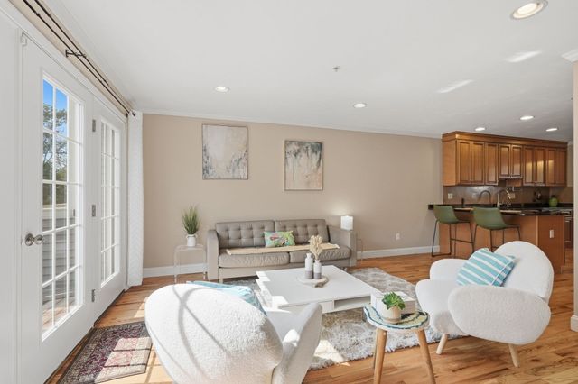 74 West St 13, Attleboro, MA 02703