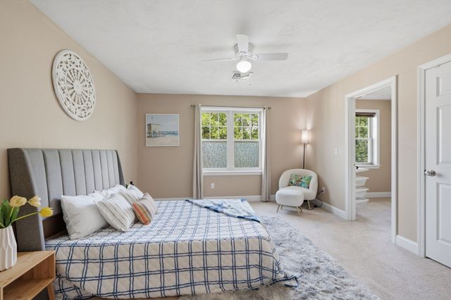 74 West St 13, Attleboro, MA 02703