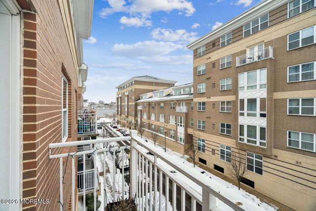 368 Rector Street 419, Perth Amboy City, NJ 08861