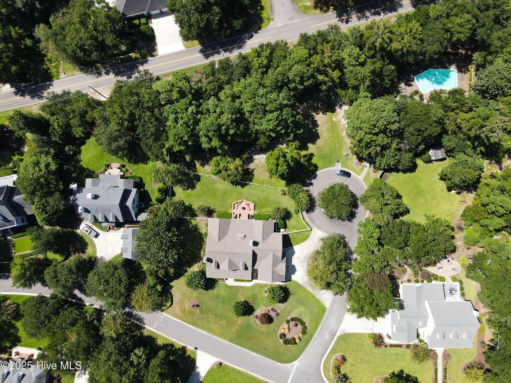 Image 10 of property listing at 3201 Rensler Court, Wilmington, NC 28409