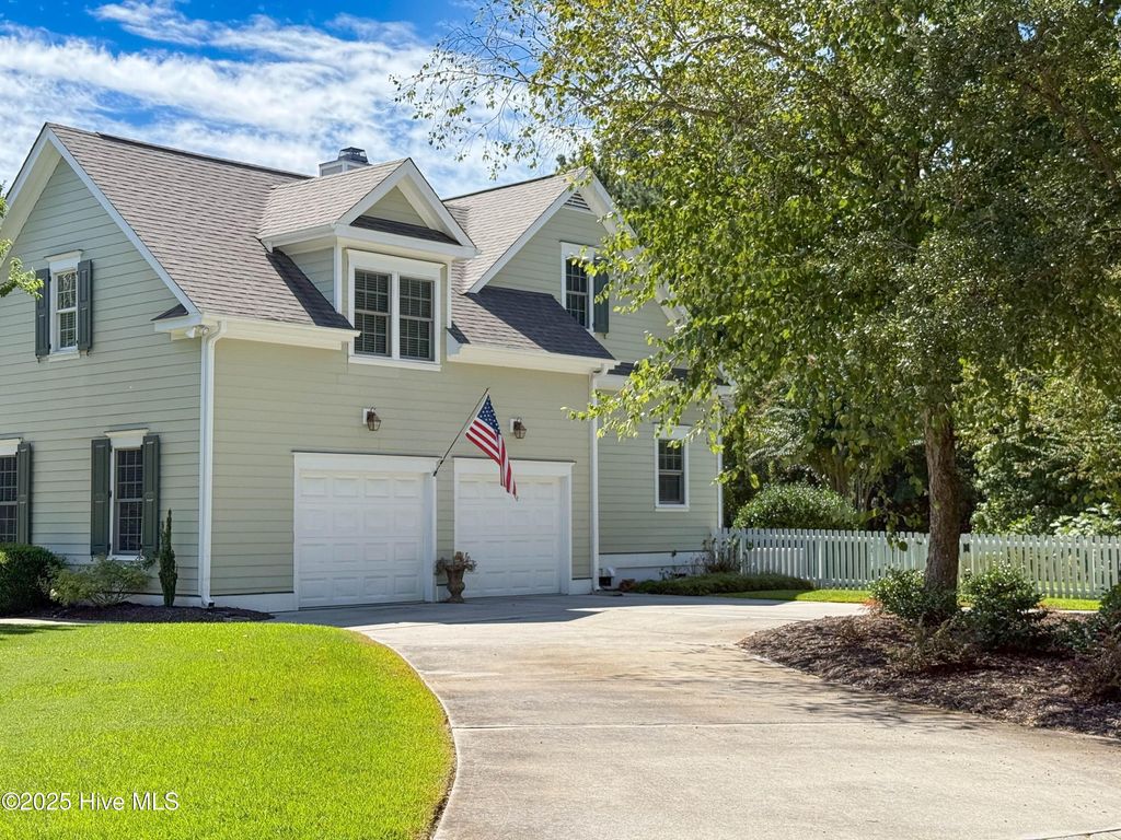 Image 9 of property listing at 3201 Rensler Court, Wilmington, NC 28409