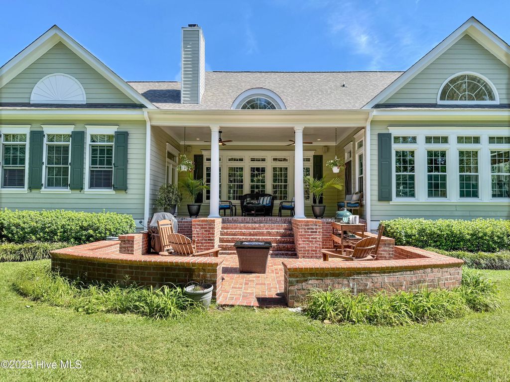 Image 94 of property listing at 3201 Rensler Court, Wilmington, NC 28409