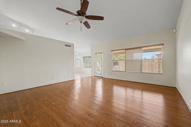 12412 W CAMBRIDGE Avenue, Avondale, AZ 85392