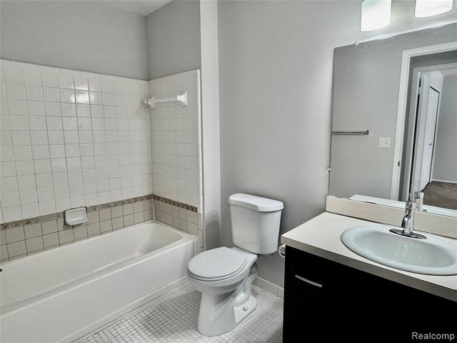 41070 Southwind Drive, Canton, MI 48188