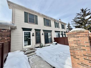 41070 Southwind Drive, Canton, MI 48188