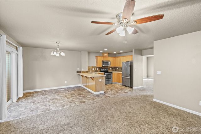 7200 34th Avenue NE, Lacey, WA 98516