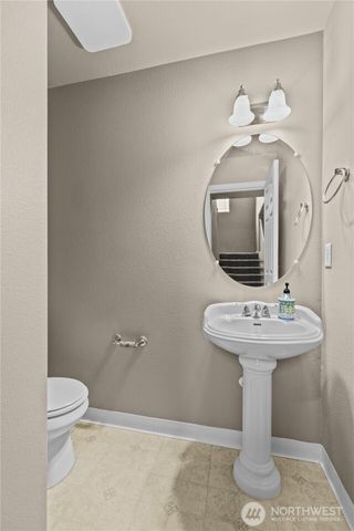 7200 34th Avenue NE, Lacey, WA 98516