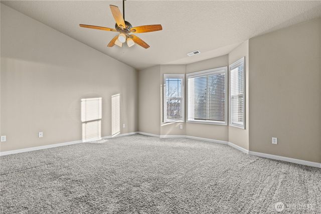 7200 34th Avenue NE, Lacey, WA 98516