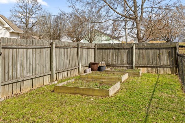 621 S 5th Avenue, Chatsworth, GA 30705