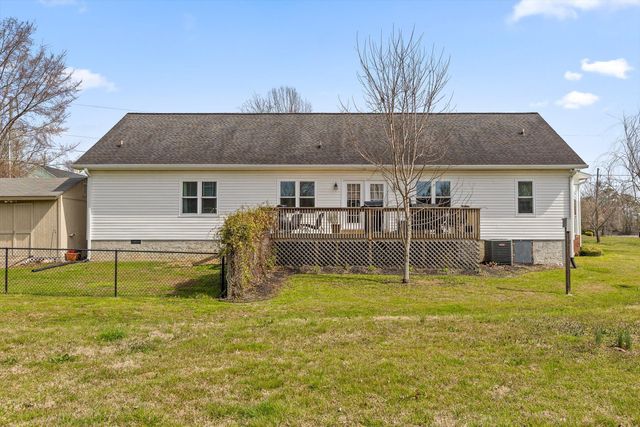 621 S 5th Avenue, Chatsworth, GA 30705