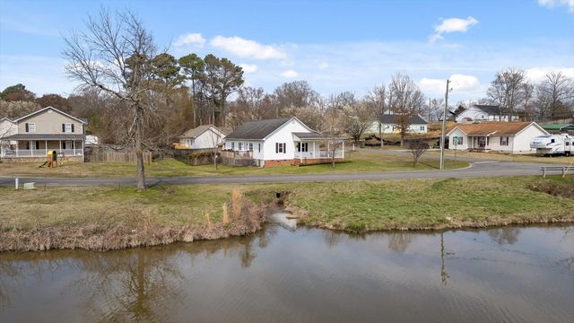 621 S 5th Avenue, Chatsworth, GA 30705