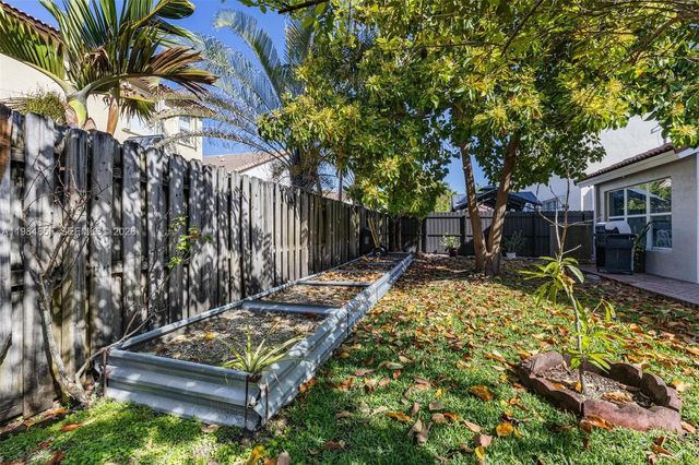 23844 SW 107th Pl, Homestead, FL 33032