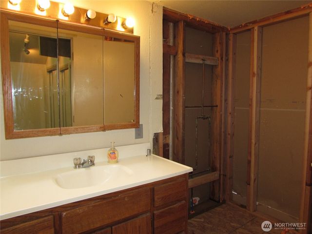 6728 Totem Beach Loop Road, Tulalip, WA 98271