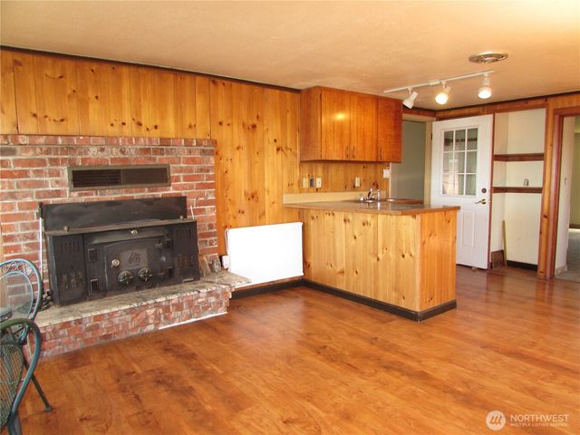 6728 Totem Beach Loop Road, Tulalip, WA 98271
