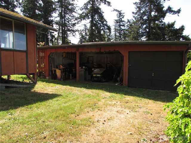 6728 Totem Beach Loop Road, Tulalip, WA 98271