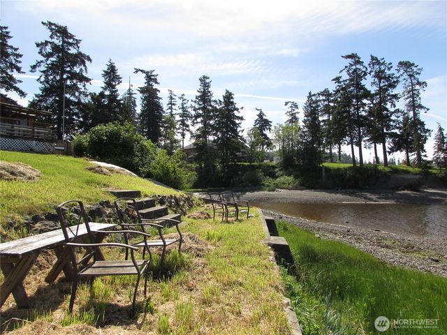 6728 Totem Beach Loop Road, Tulalip, WA 98271