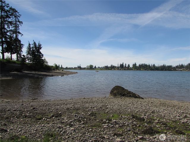 6728 Totem Beach Loop Road, Tulalip, WA 98271