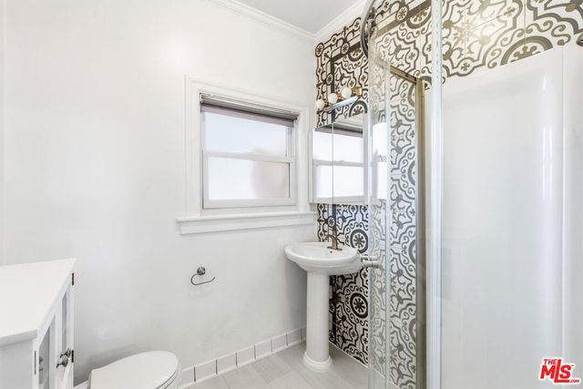 4125 S Figueroa Street 403, Los Angeles, CA 90037