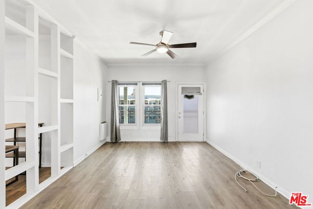 4125 S Figueroa Street 403, Los Angeles, CA 90037
