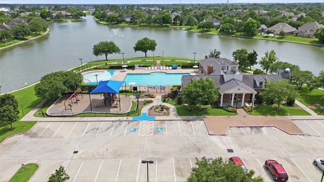 10926 Wynfield Springs Dr, Richmond, TX 77406