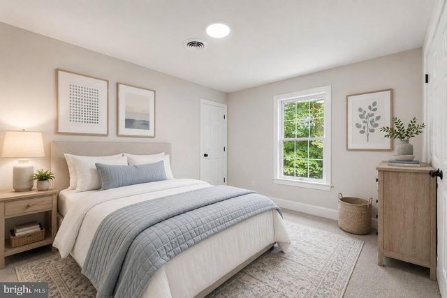 5 HAMMOND LN, Fredericksburg, VA 22407