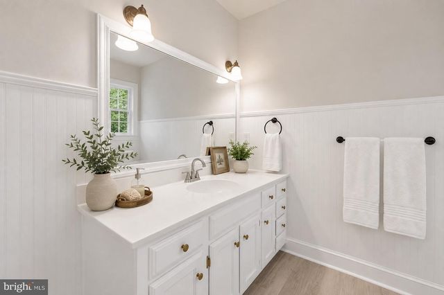 5 HAMMOND LN, Fredericksburg, VA 22407