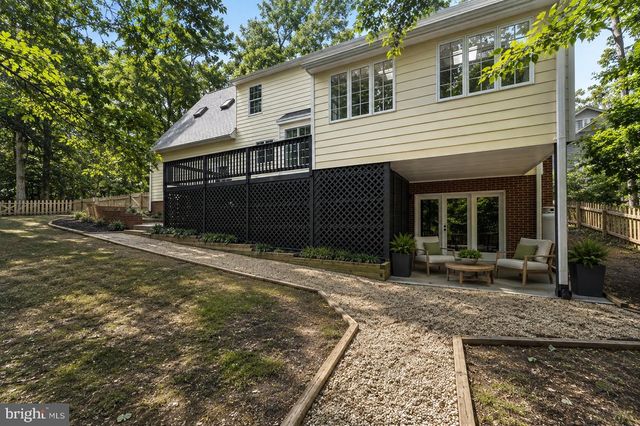 5 HAMMOND LN, Fredericksburg, VA 22407