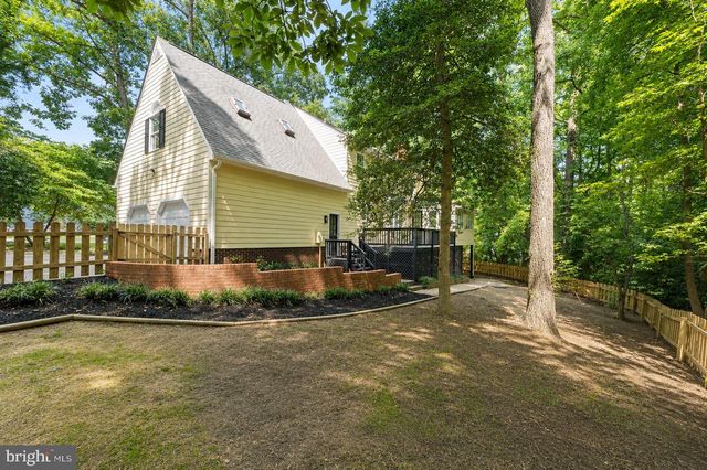5 HAMMOND LN, Fredericksburg, VA 22407