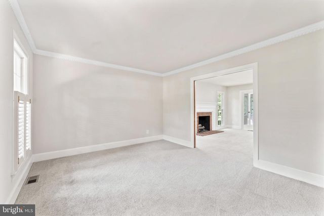 5 HAMMOND LN, Fredericksburg, VA 22407