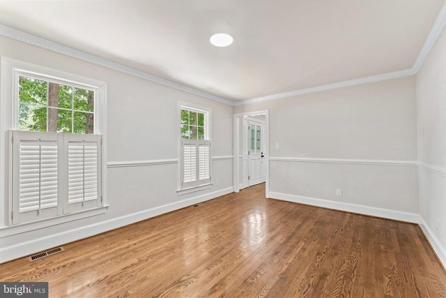 5 HAMMOND LN, Fredericksburg, VA 22407