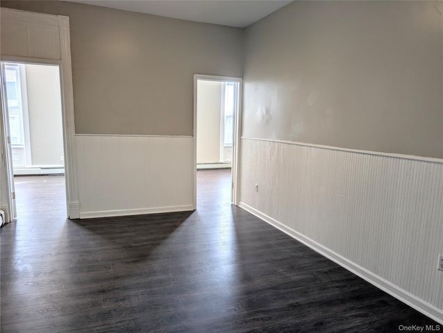 12 Railroad Avenue Floor 2, Chester, NY 10918