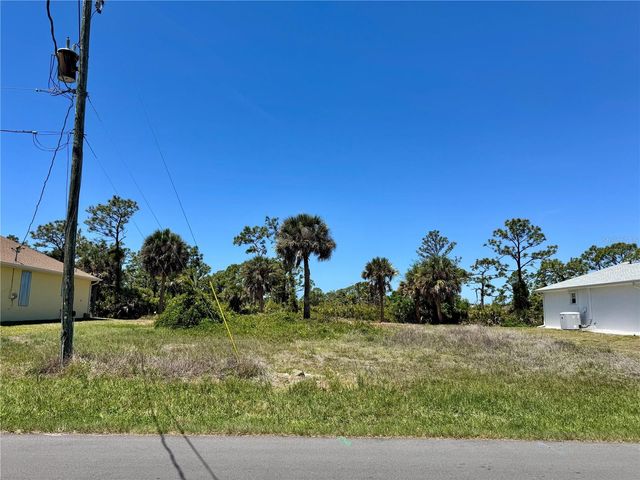 135 LONG MEADOW LANE, Rotonda West, FL 33947