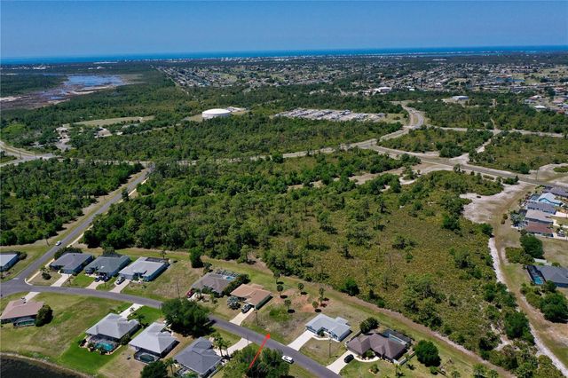 135 LONG MEADOW LANE, Rotonda West, FL 33947