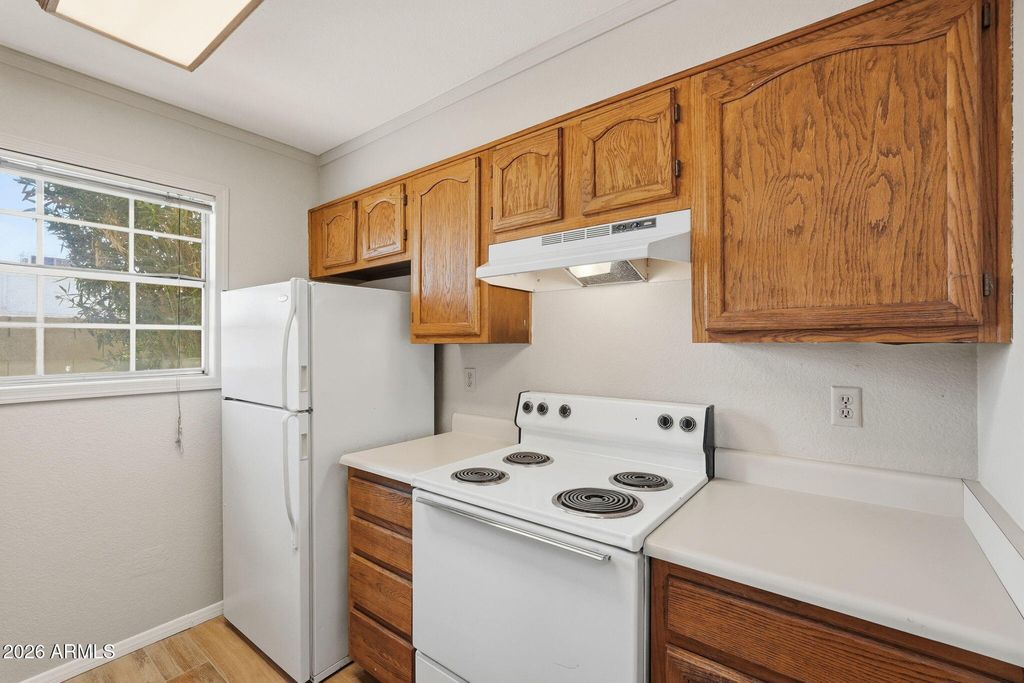 Image 13 of property listing at 510 N Alma School Unit 184 Road 184, Mesa, AZ 85201