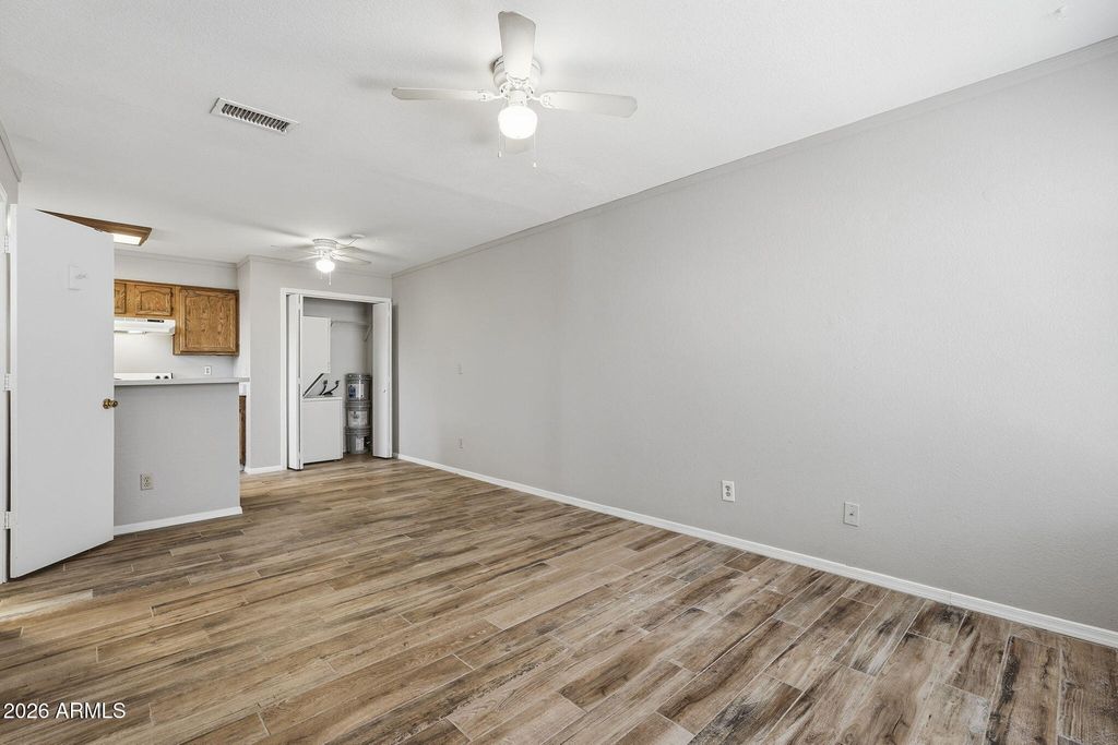 Image 8 of property listing at 510 N Alma School Unit 184 Road 184, Mesa, AZ 85201