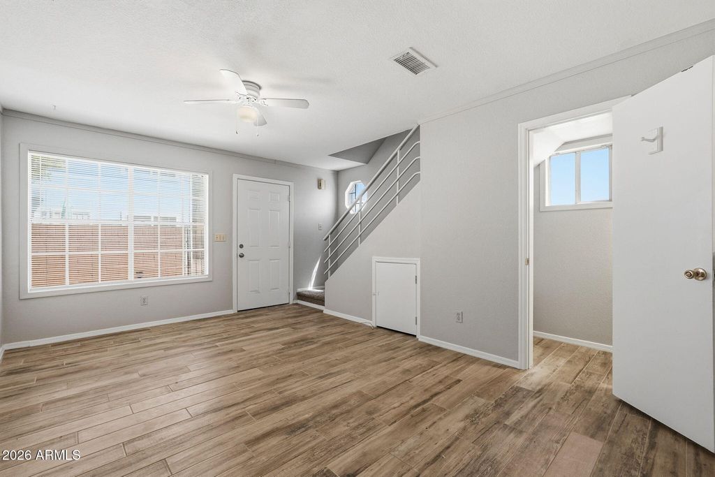 Image 9 of property listing at 510 N Alma School Unit 184 Road 184, Mesa, AZ 85201