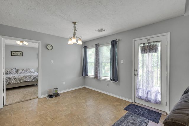 327 Cape Conroe Drive, Montgomery, TX 77356