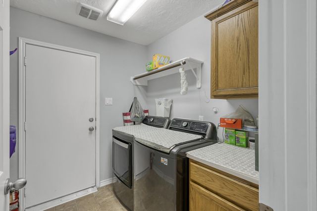 327 Cape Conroe Drive, Montgomery, TX 77356
