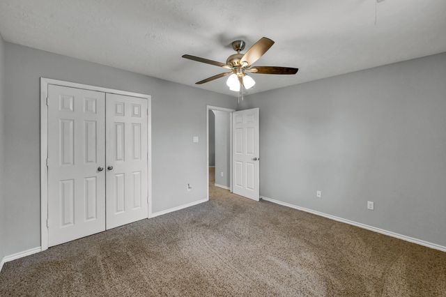 327 Cape Conroe Drive, Montgomery, TX 77356