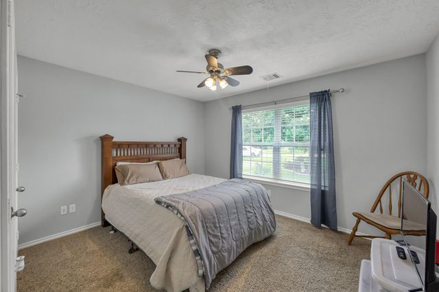 327 Cape Conroe Drive, Montgomery, TX 77356