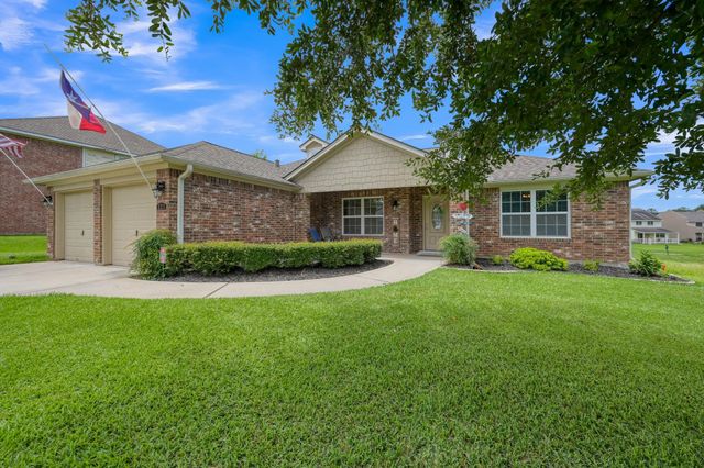 327 Cape Conroe Drive, Montgomery, TX 77356