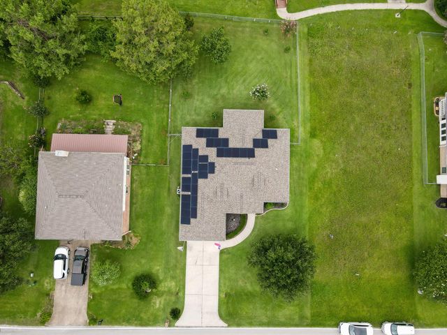 327 Cape Conroe Drive, Montgomery, TX 77356