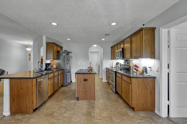 327 Cape Conroe Drive, Montgomery, TX 77356
