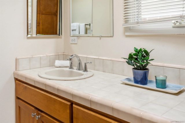 540 Country Club Lane, Coronado, CA 92118