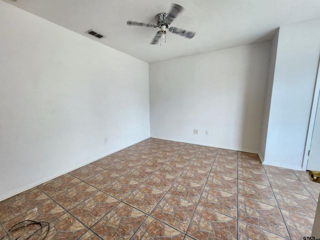 230 CR 2302, Mineola, TX 75773