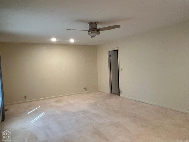 1008 N caraway Road, Jonesboro, AR 72401