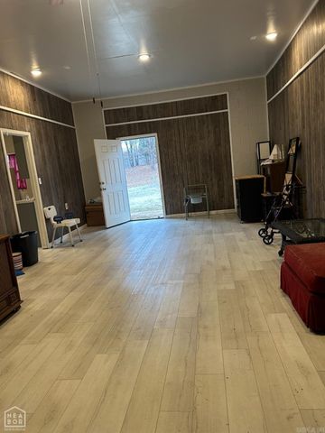 1008 N caraway Road, Jonesboro, AR 72401