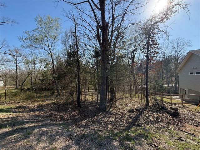 Lyneham Lane, Bella Vista, AR 72714