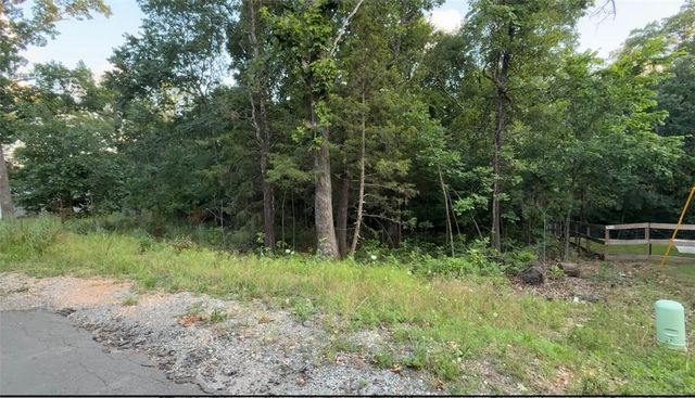 Lyneham Lane, Bella Vista, AR 72714